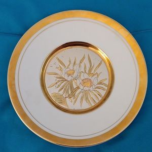Authentic Collector 24k Gold Edged Decorative Plate